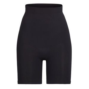 NWT! SKIMS Sculpting Short Above the Knee Onyx